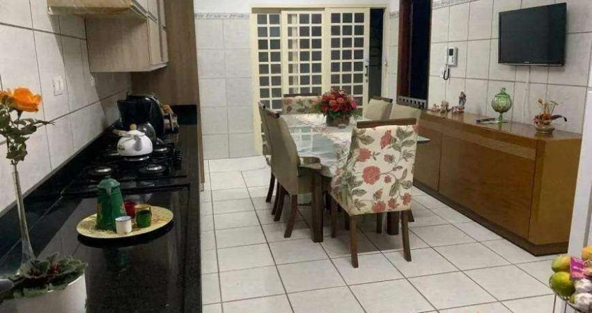 Casa à venda, 3 quartos, 1 suíte, 1 vaga, NOSSA SENHORA APARECIDA - Uberlândia/MG
