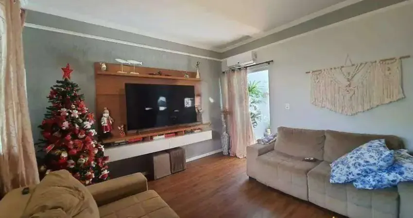 Casa à venda, 3 quartos, 1 suíte, 2 vagas, ALTO UMUARAMA - Uberlândia/MG