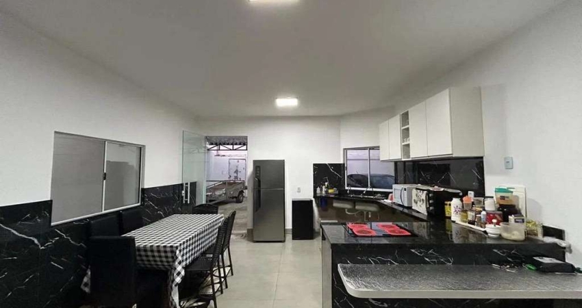 Casa à venda, 3 quartos, 2 suítes, 4 vagas, JARDIM BOTANICO - Uberlândia/MG