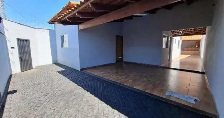 Casa à venda, 3 quartos, 1 suíte, 3 vagas, JARDIM PATRICIA - Uberlândia/MG