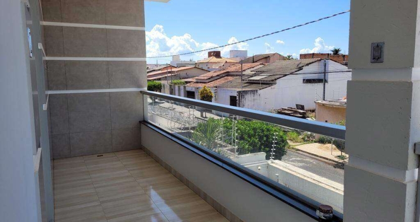 CASA LINDÍSSIMA ESTILO SOBRADO NO SANTA ROSA