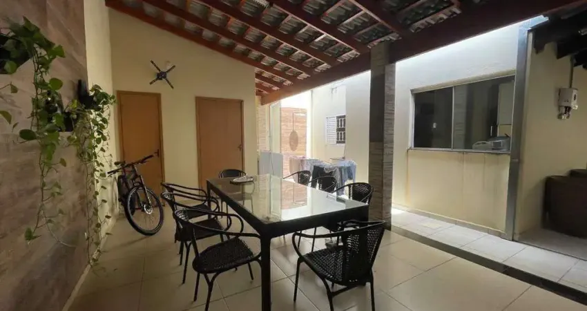 Casa com 3 quartos à venda na Rua Sorrento, Jardim Europa, Uberlândia