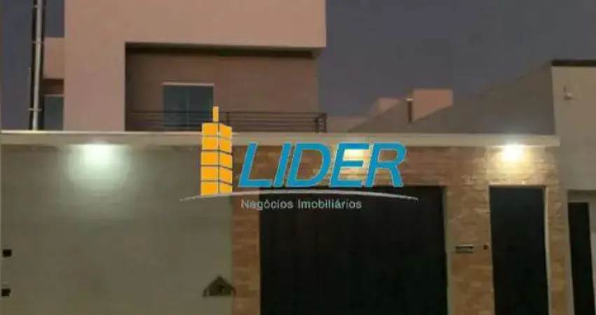 Apartamento com 2 quartos para alugar na Avenida Argemiro Evangelista Ferreira, Shopping Park, Uberlândia