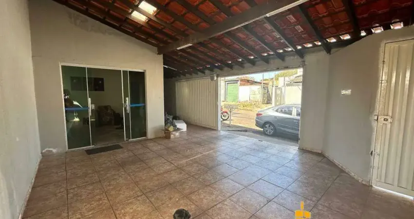 Casa à venda, 2 quartos, 1 suíte, 2 vagas, JARDIM DAS PALMEIRAS - Uberlândia/MG