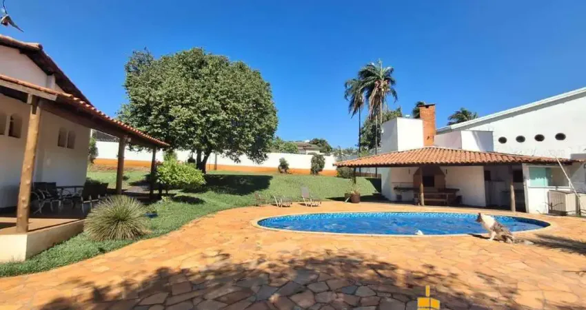 Linda casa rústica com lazer e conforto do campo no cidade jardim