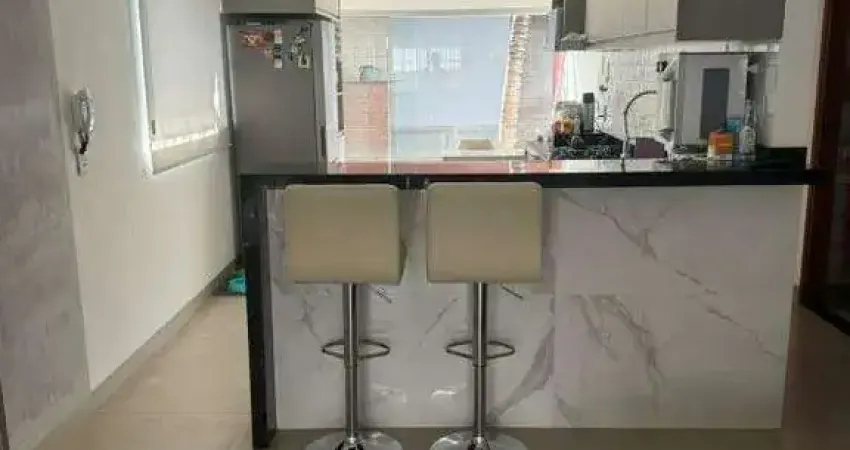 Bela casa térrea com 60,00m2 de construção e terreno de 250,00m2, toda montada de armários planejados à venda no bairro jardim holanda