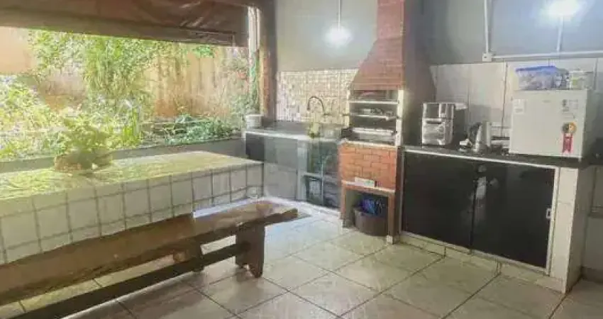 Casa com 3 quartos à venda na Rua José Honorato Mendes, Taiaman, Uberlândia