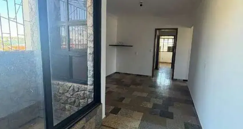 Casa com 4 quartos para alugar na Avenida João Pessoa, Martins, Uberlândia