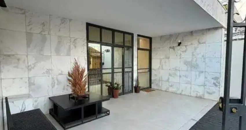 Casa com 3 quartos para alugar na Rua Antônio Crescêncio, Bom Jesus, Uberlândia