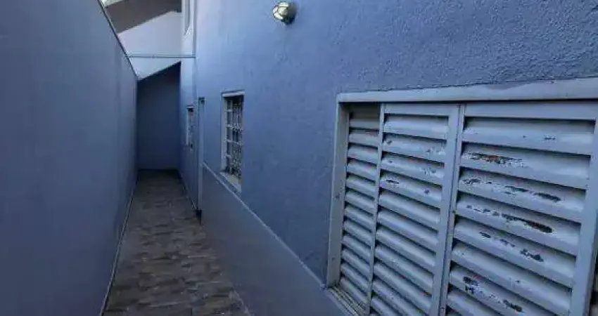 Casa recém reformada para locação no jardim europa com ótima localização