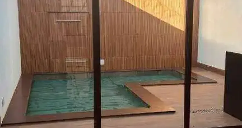 Lindo sobrado com acabamento sofisticado no bairro Aclimação