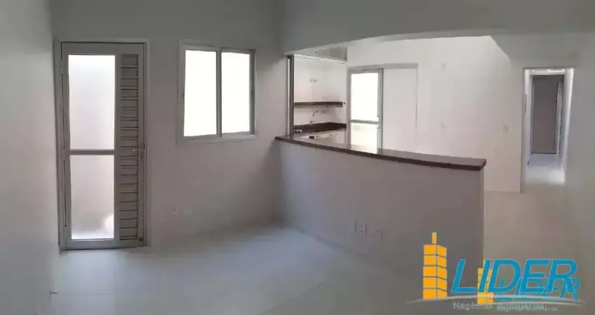Casa com 2 quartos para alugar na Rua Antônio Salviano de Rezende, Santa Mônica, Uberlândia