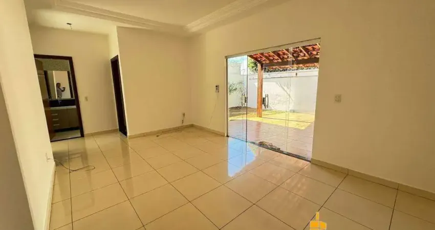 Casa com 3 quartos para alugar na Rua Angra dos Reis, Granada, Uberlândia