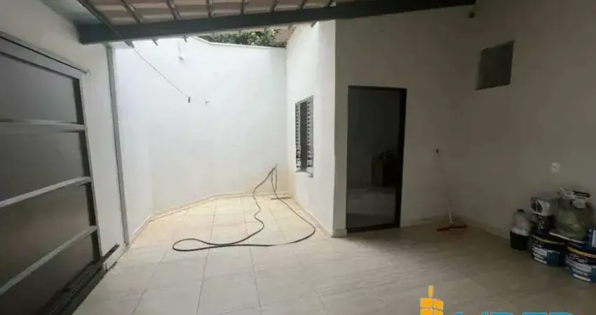 Casa à venda, 2 quartos, 1 suíte, 2 vagas, santo inacio - uberlândia/mg