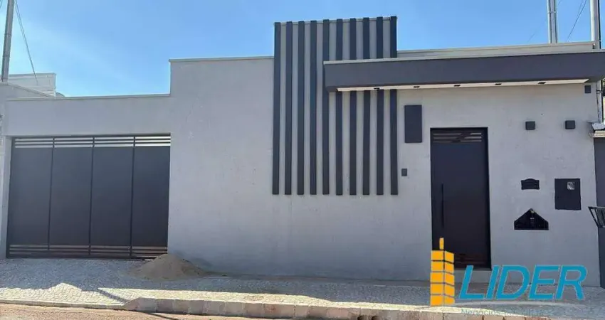 Casa à venda, 3 quartos, 2 suítes, 3 vagas, santo inacio - uberlândia/mg