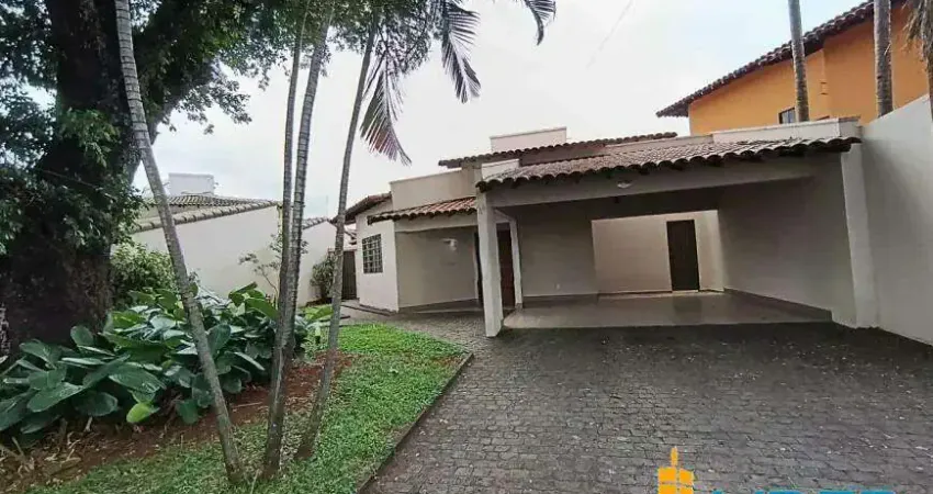 Casa à venda, 4 quartos, 2 suítes, 3 vagas, Jardim Karaíba - Uberlândia/MG