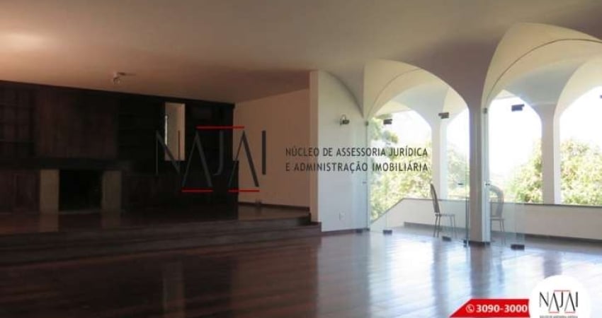 Vendo excelente Casa com 4 quartos no Jardim Botânico