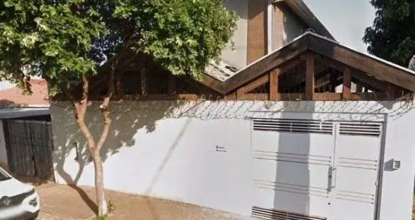 Casa com 3 quartos à venda na Vila Melhado, Araraquara