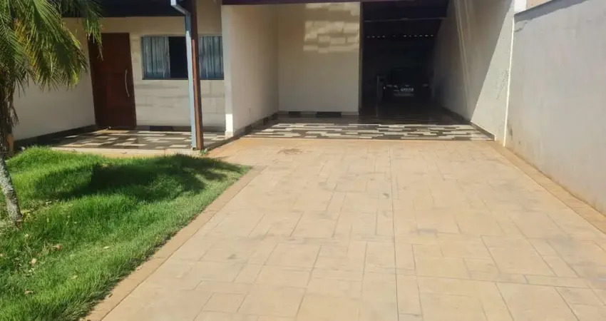 Bela casa no jd residencial maggiore 03 dormitórios varanda gourmet