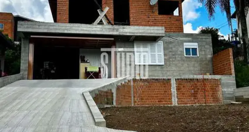 Casa com 3 quartos à venda em Aparecida, Carlos Barbosa 
