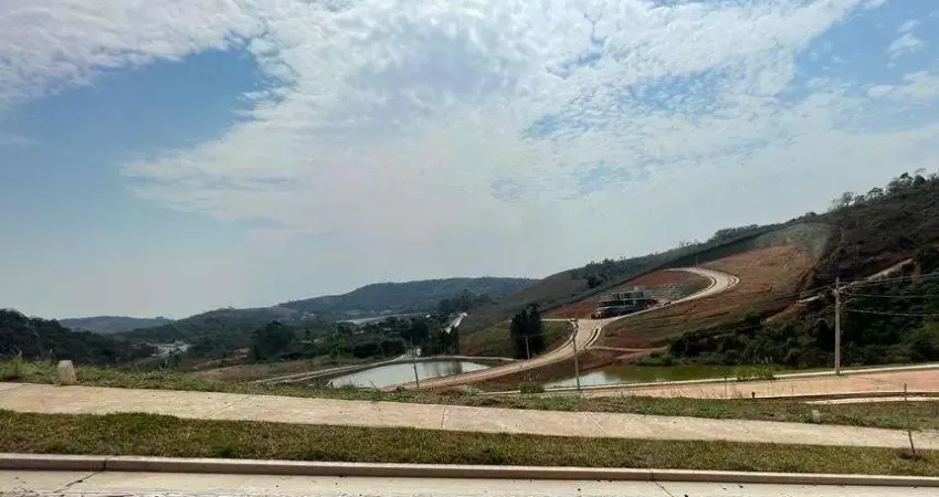 Terreno em condomínio fechado à venda na Rua Professor Virgílio Pereira da Silva, Vina Del Mar, Juiz de Fora