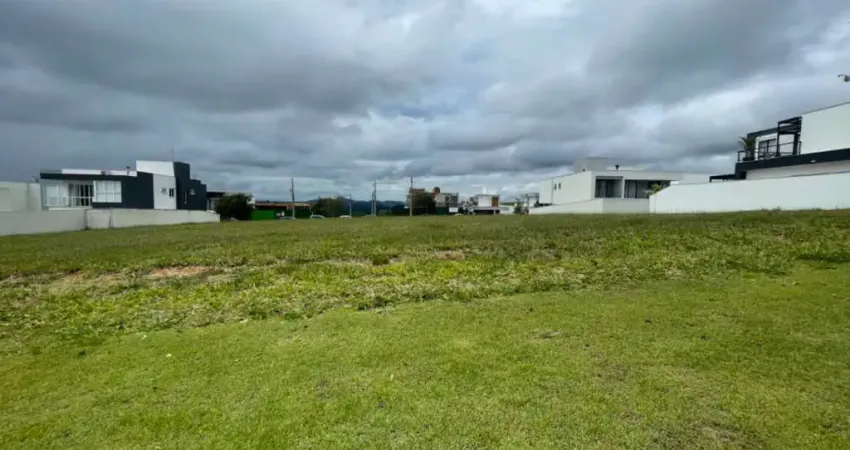 Terreno em condomínio fechado à venda na Rua Cambuí, Alphaville, Juiz de Fora