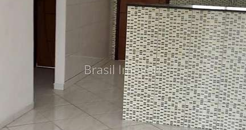 Casa com 2 quartos à venda na Rua Rodrigo Lemos de Paula, Santa Cecília, Juiz de Fora