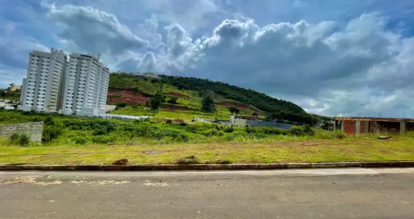 Terreno com projeto aprovado no condomínio reserva são pedro