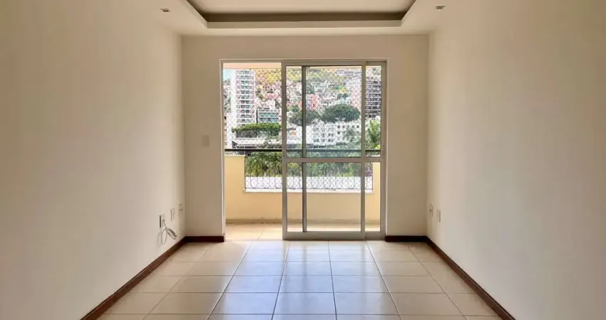 Apartamento de 02 quartos com 1 suíte e vaga de garagem no Alto dos Passos
