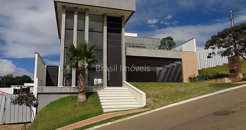 Casa com 4 quartos à venda na Rua Deputado Lahyr Tostes, Spina Ville II, Juiz de Fora