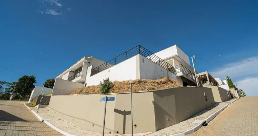 Casa em condomínio fechado com 3 quartos para alugar na Rua Mário Crispim, Bosque do Imperador, Juiz de Fora