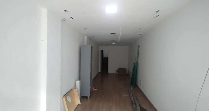 Locação - Loja com 80m² na Rua Braz Bernardino