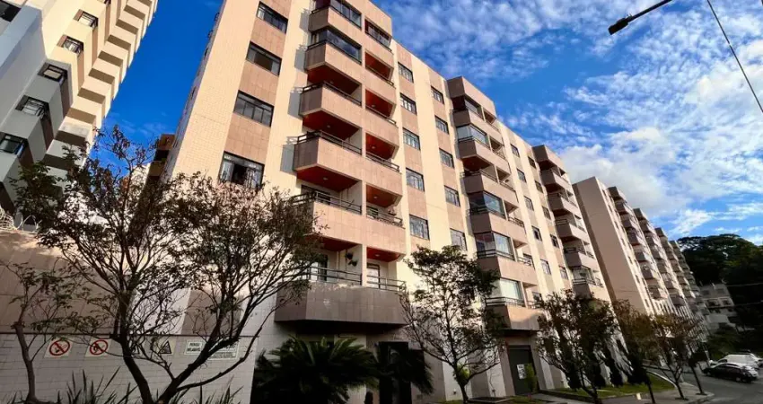 Apartamento de 03 quartos com varanda no Granbery