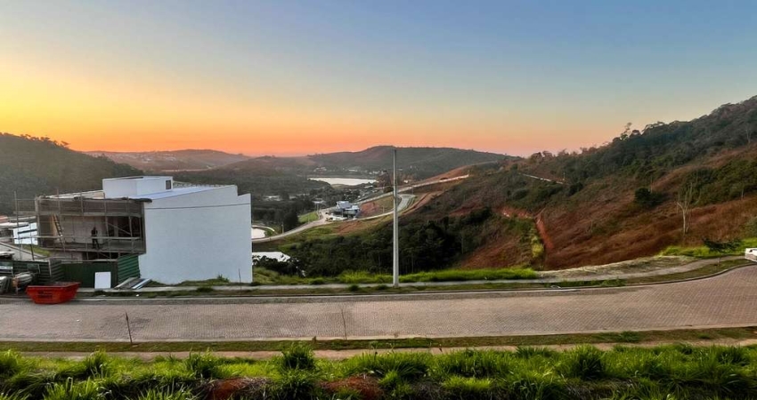 Terreno no Estrela do Lago com vista para a Represa de São Pedro