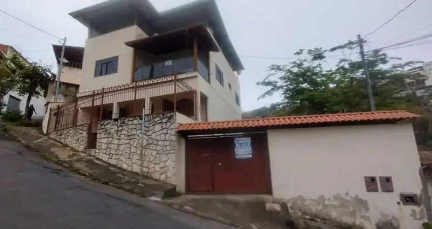 Locação - casa com 2 quartos no bairro santa cecília, próxima ao posto de saúde