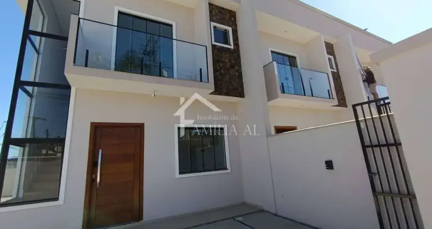 SOBRADO GEMINADO COM 94M² NO PETRÓPOLIS