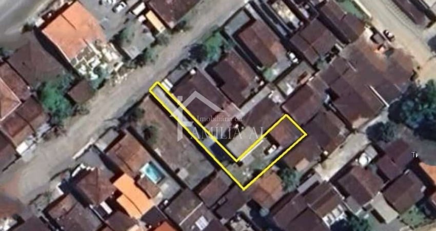 TERRENO COM CASA NO AVENTUREIRO