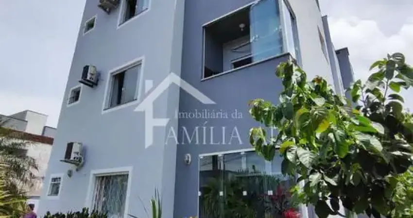 Apartamento com 3 quartos à venda no Iririú, Joinville