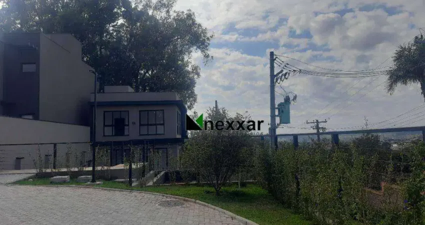 Casa com 3 dormitórios para alugar, 147 m² por R$ 8.190/mês - Chácaras Silvania - Valinhos/SP