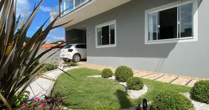 Linda Casa, Praia de Bombas SC, Para rentabilizar ou morar, Venha conhecer!!