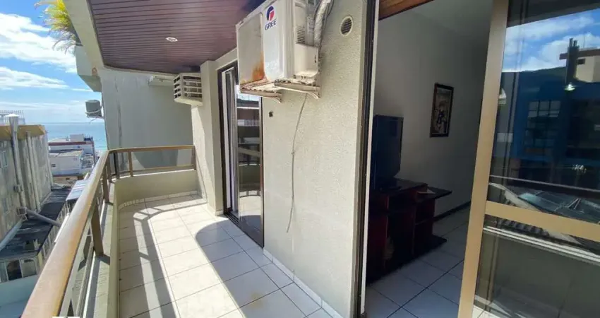 Apartamento de 2 quartos à 50 metros do mar em Bombas