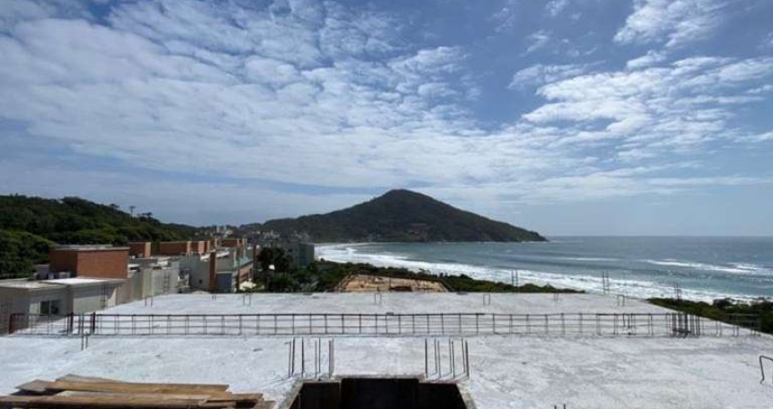 Raridade em Quatro Ilhas: 3 Suítes Frente Mar à Venda!