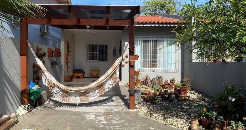 Casa com 2 quartos à venda na Rio Capivari, 800, Zimbros, Bombinhas
