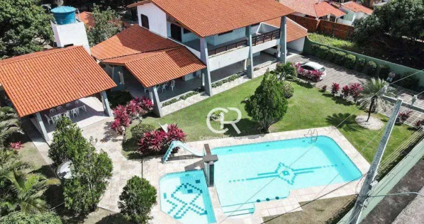 OPORTUNIDADE!!! CASA ESPETACULAR  COM 8 QUARTOS 2 PISCINAS E LINDO JARDIM - ICARAÍ/CAUCAIA