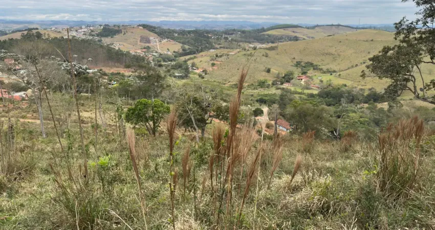 Terreno á venda com vista panorâmica exclusiva para área verde
