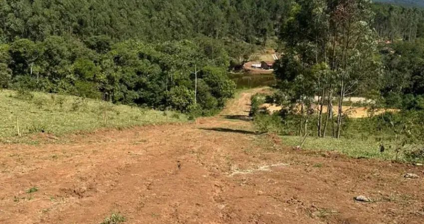 Terreno para chácara com acesso facilitado, apenas 6km de estrada mista com ótimas condições