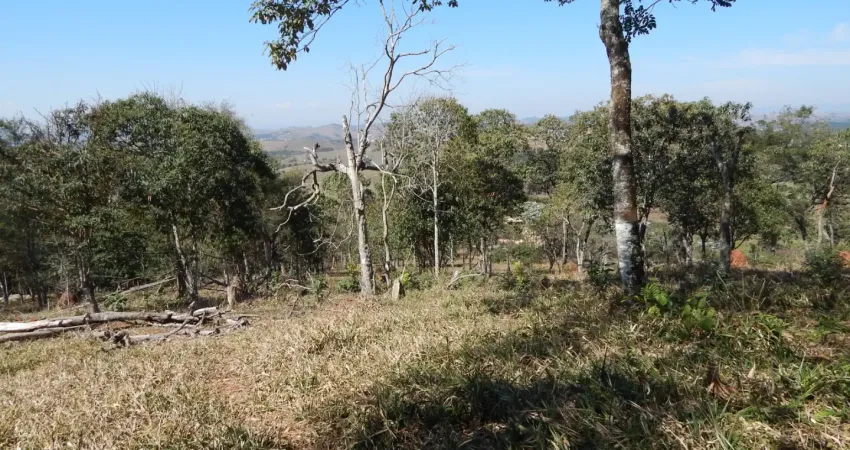 Vende-se terreno com ótima topografia e metragem a partir de 800m²