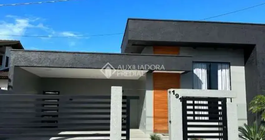 Casa com 3 quartos à venda na JOANIN GAMBA, 191, Caiu Do Céu, Osório