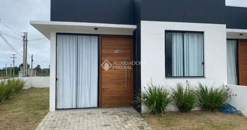 Casa com 2 quartos à venda na CLAUDIO HENRIQUE ALBERTI, 7, Bosque do Albatroz, Osório