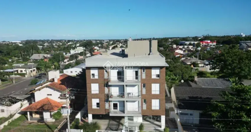 Apartamento com 3 quartos à venda na Nelson Silveiro De Souza, 313, Caiu Do Céu, Osório